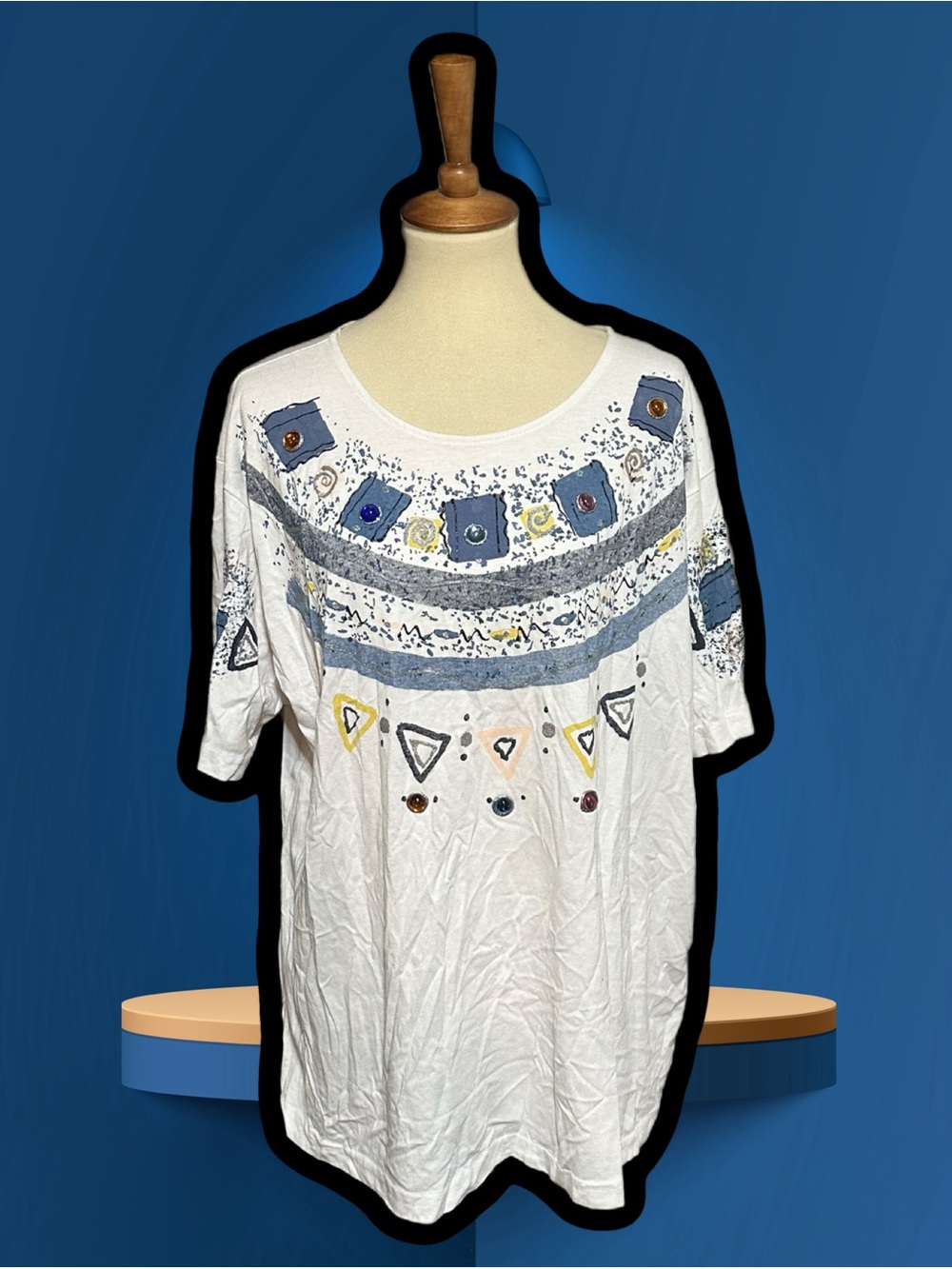 🌈 Beautiful Women’s Vintage Embellished Hand Painted Top